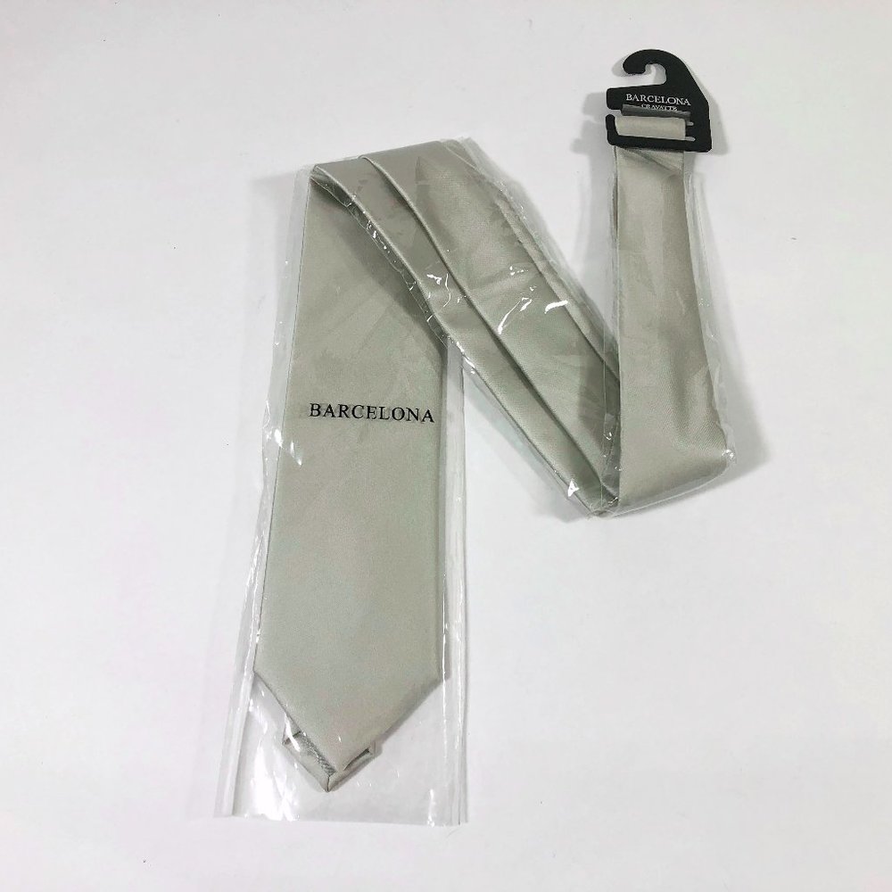 NWT Barcelona Cravatte Silver Gray Tie 59 inches